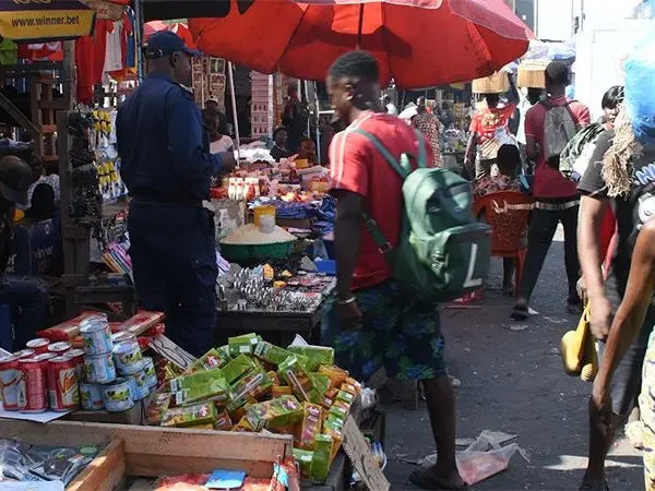 Kinshasa : le taux parallèle dans les lieux de négoce…