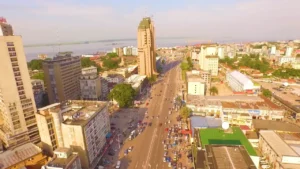 KINSHASA SERRE LA VIS FISCALE : ULTIMATUM AUX…