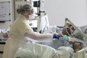 Premier cas d’Ebola confirmé en France chez un…