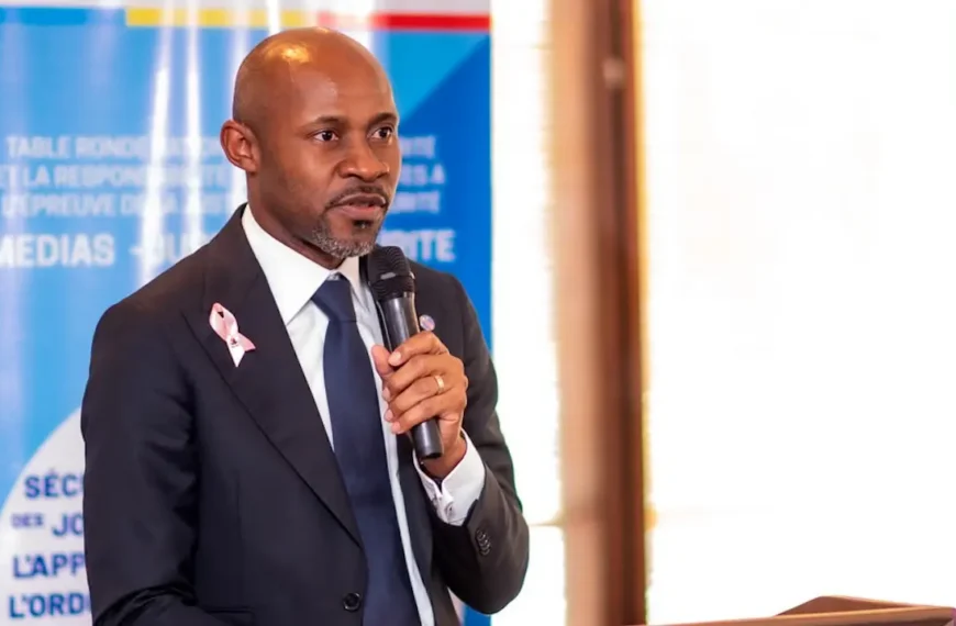RDC : Patrick Muyaya mise sur le dialogue entre la Justice, les médias et les services de sécurité pour protéger les journalistes